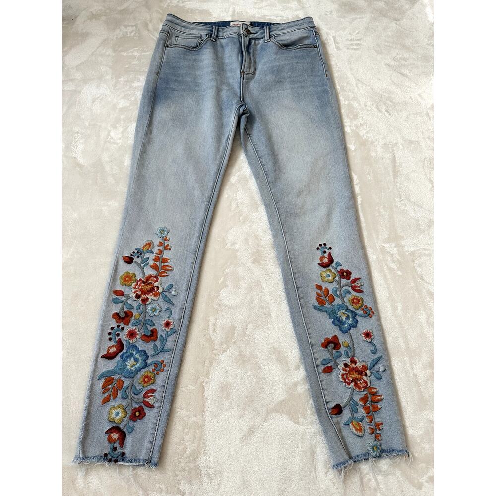 Embroidered Light Blue Jeans
